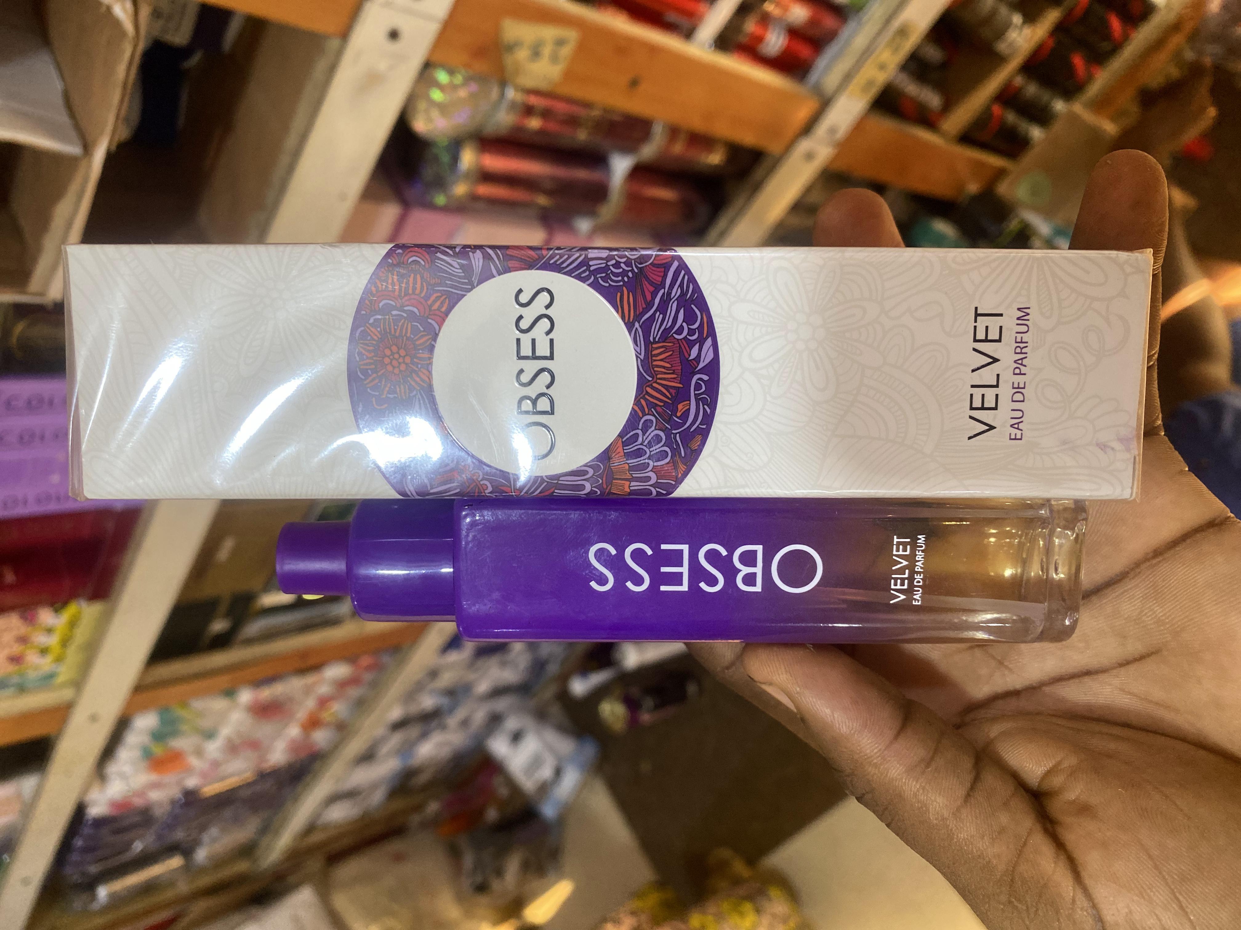 Obsess perfume 